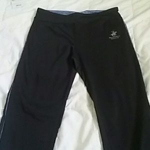 Black jogging pants
